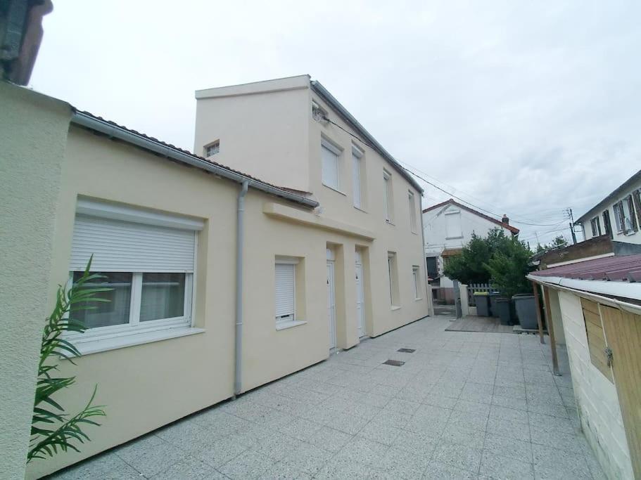 *Douceur Des Tropiques*Parisis Apartment Argenteuil Exterior foto