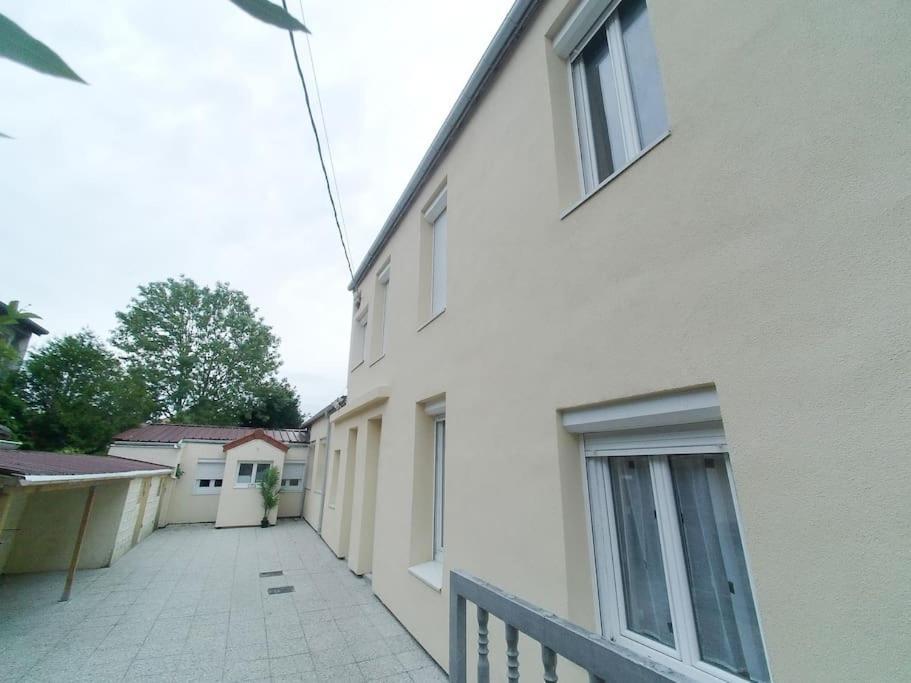 *Douceur Des Tropiques*Parisis Apartment Argenteuil Exterior foto